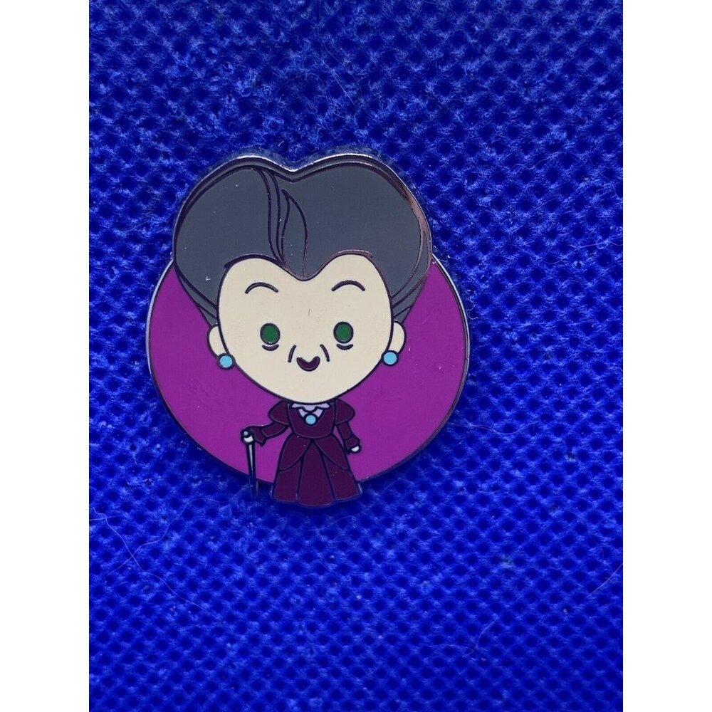 World‎ of Evil Mystery Villains Disney Pin Cinderella Lady Tremaine Evil stepmom